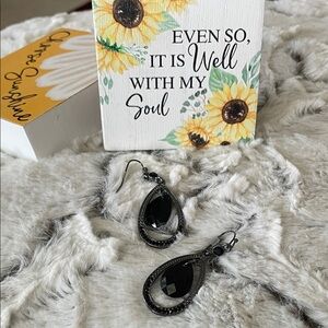 Vintage Black Dangle Earrings